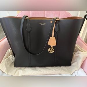 Authentic TORY BURCH Perry Triple Compartment Shoulder Tote Bag black leather